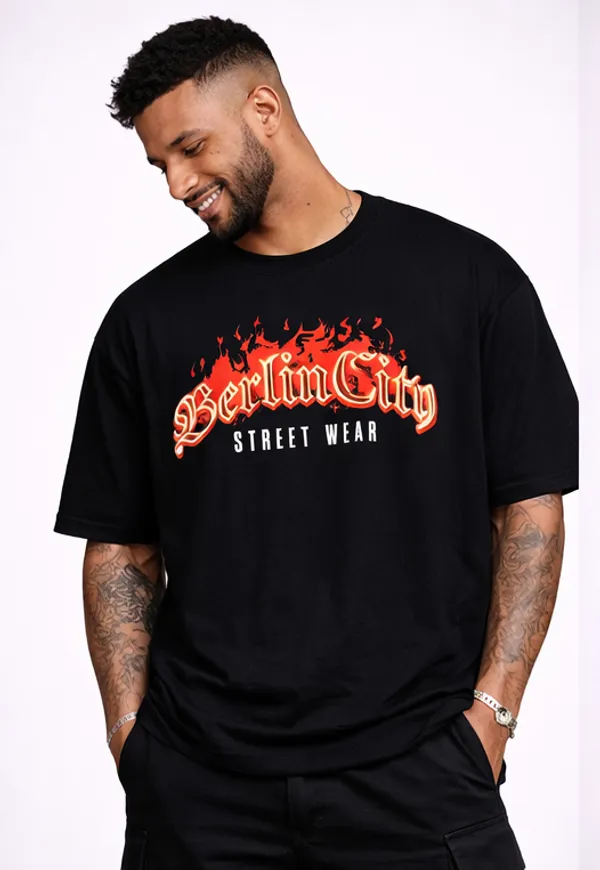 Black_Cotton_Berlin_Oversized_T-Shirt_For_Men