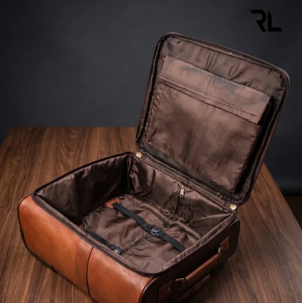 Aston_&_Co._Leather_Traveler_Art_No_402T