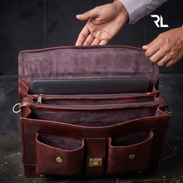 Leather_Laptop_Bag_–_213