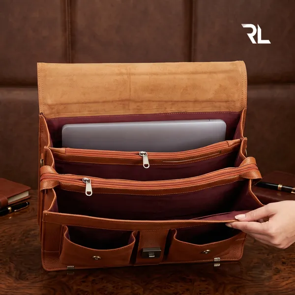 Leather_Laptop_Bag_–_213