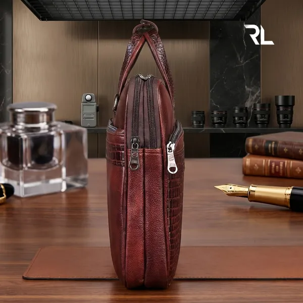 Leather_Laptop_Bag_–_216