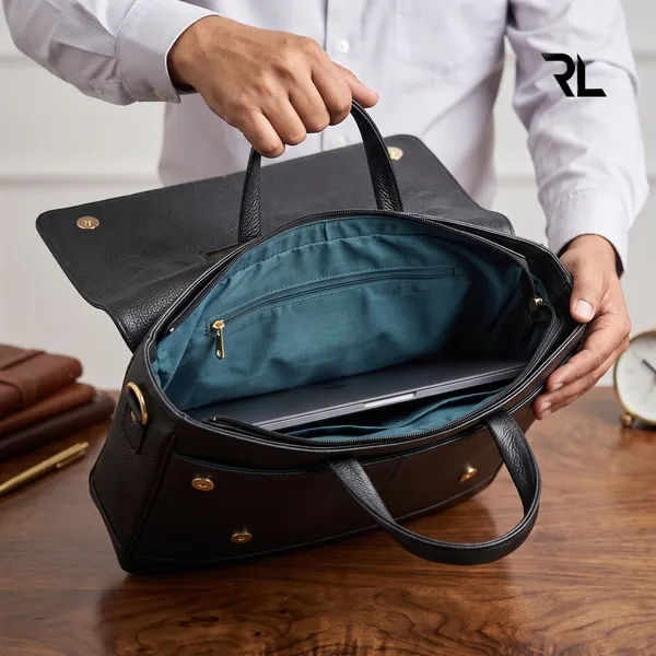 Leather_Laptop_Bag_–_218