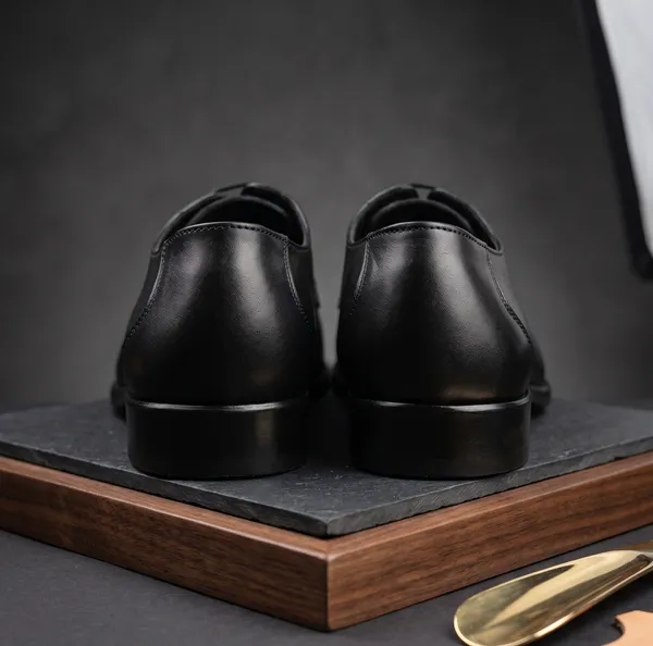 Wholecut_Formal_Shoe_For_Men's__Art_No__2009