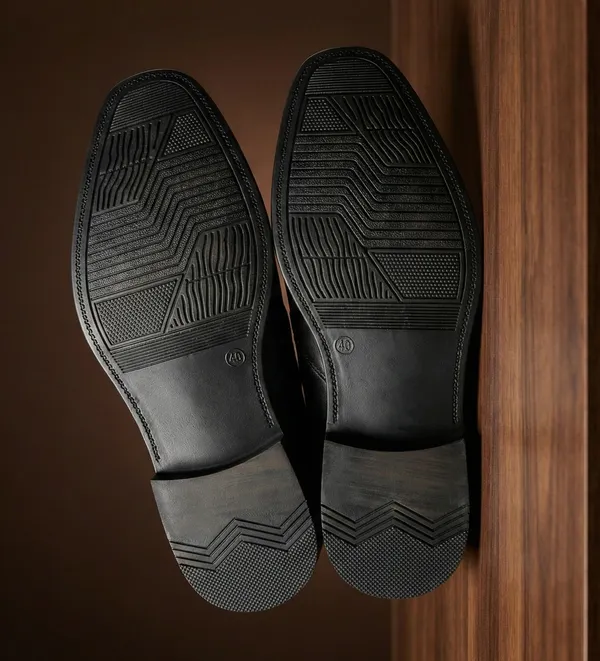 Men's_Black_Genuine_Leather_Tassel_Loafer