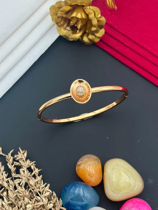 Golden_Premium_Kada_For_Women