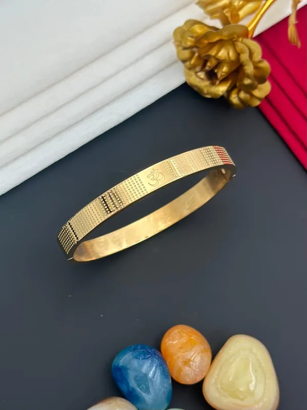 Golden_Premium_Stainless_Steel_Kada_For_Men