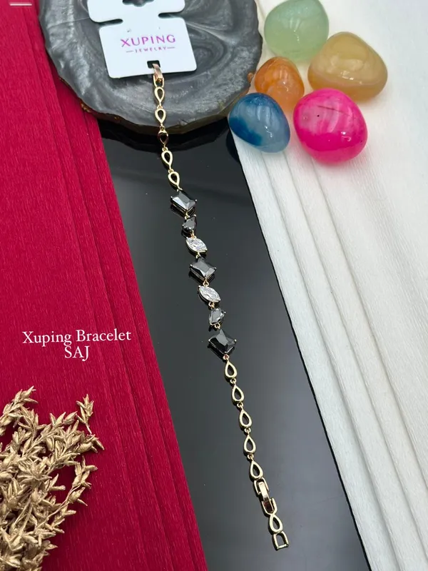 Rose_Gold_Premium_Stainless_Steel_Braclets_For_Women