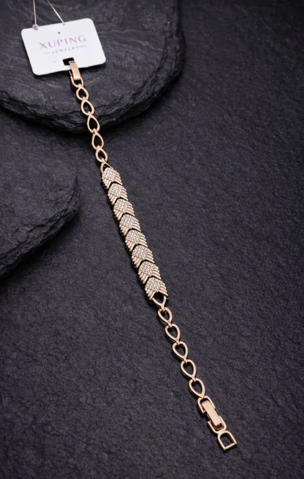 Rose_Gold_Premium_Stainless_Steel_Braclets_For_Women