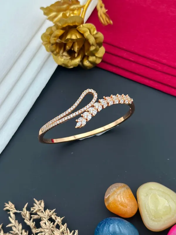 Golden_Premium_Kada_For_Women