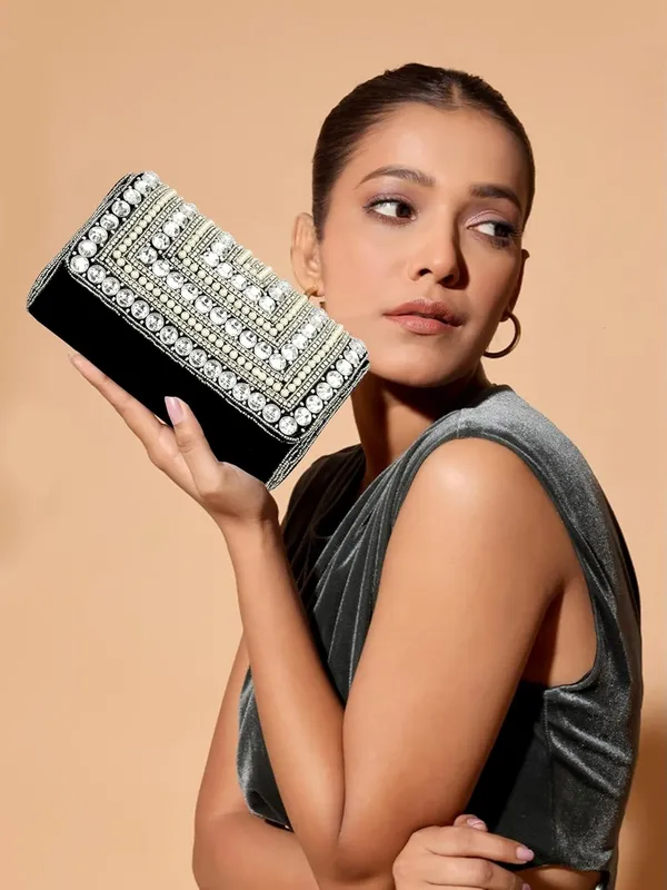 Black_Premium_Clutch_Box_Purse_For_Women