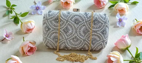 Offwhite_Cotton_Premium_Clutch_Box_Purse_For_Women