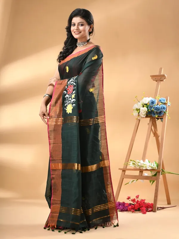 Green_Cotton_Silk_Handloom_Embroidery_Saree_With_Blouse_Piece_For_Women