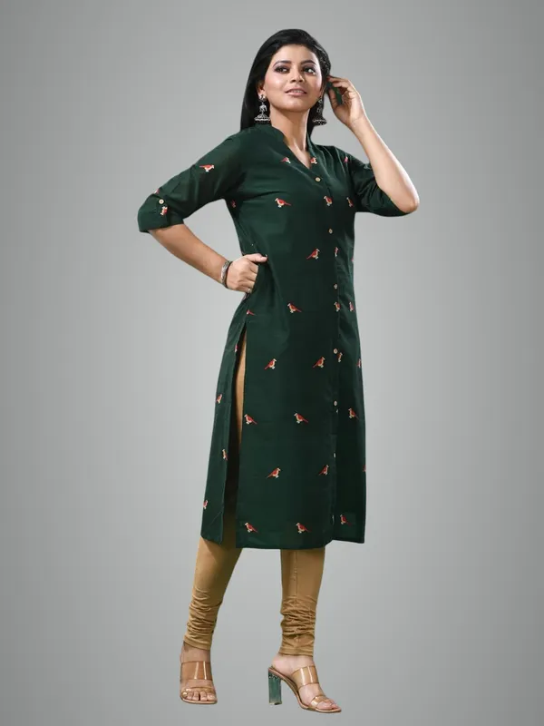 Green_Cotton_Single_Kurti_In_With_Allover_Bird_Designs_With_Lining_For_Women