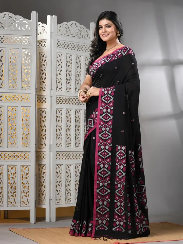 Black_Bengal_Pure_Cotton_Saree_With_Blouse_Piece_For_Women