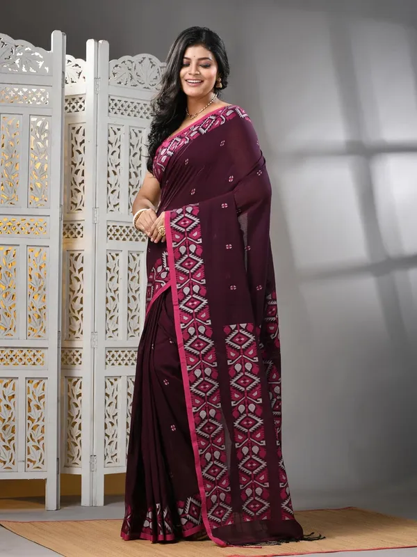 Magenta_Bengal_Pure_Cotton_Saree_With_Blouse_Piece_For_Women