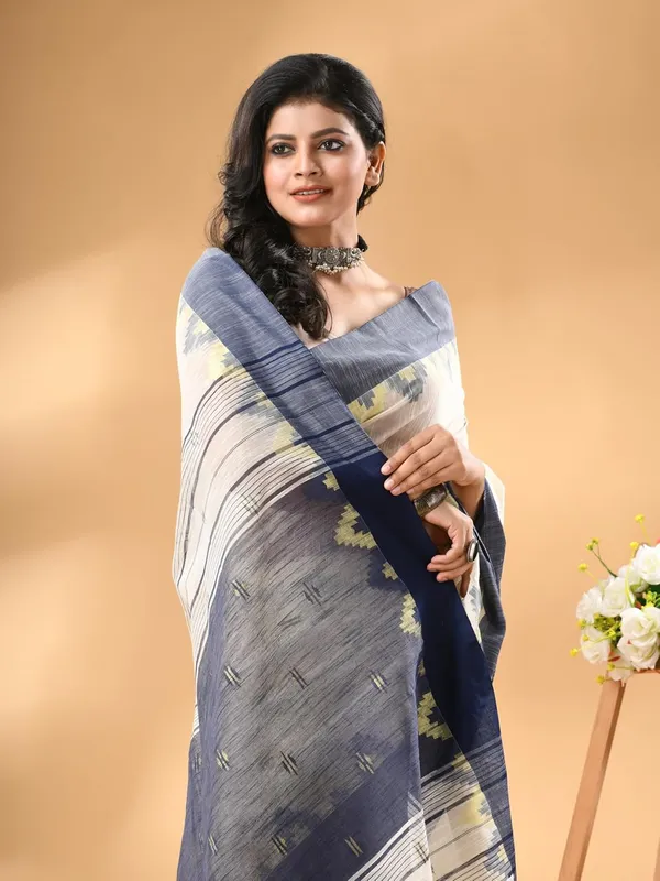Off-White_&_Blue_Woven_Handloom_Pure_Cotton_Silk_Saree_With_Solid_Border_With_Blouse_Piece_For_Women