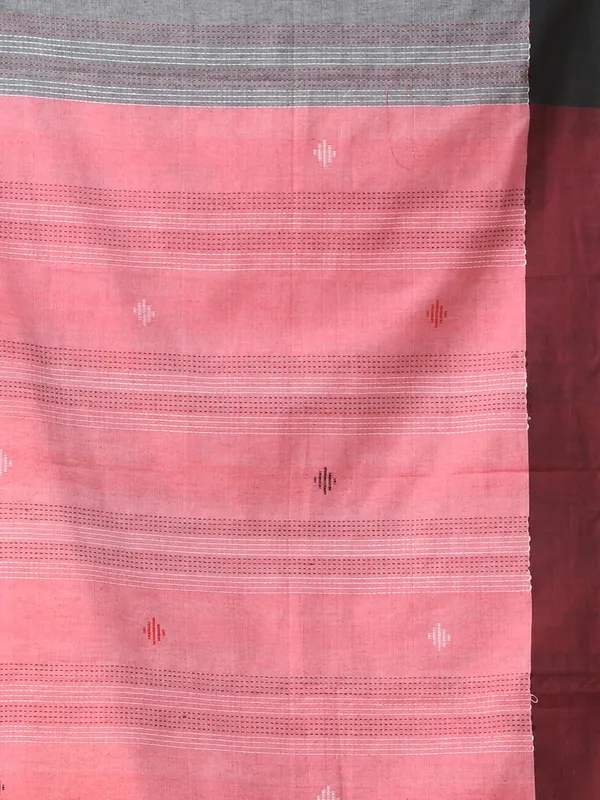 Grey_Pure_Cotton_Kantha_Work_Saree_With_Blouse_Piece_For_Women