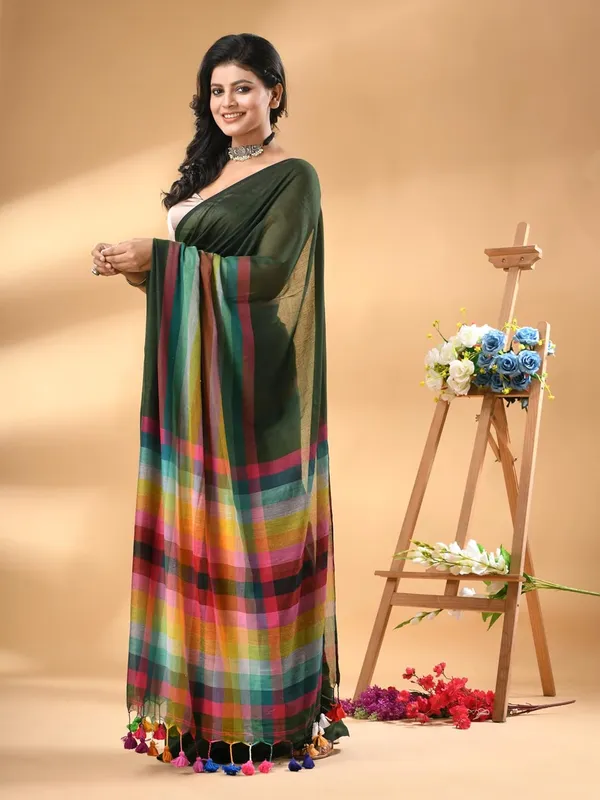 Green_Soft_Plain_Stripe_Weaving_Premium_Pure_Cotton_Saree_For_Women