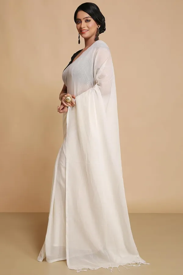 White_Pure_Mulmul_Cotton_Plain_Saree_With_Elegant_Tassels_For_Women