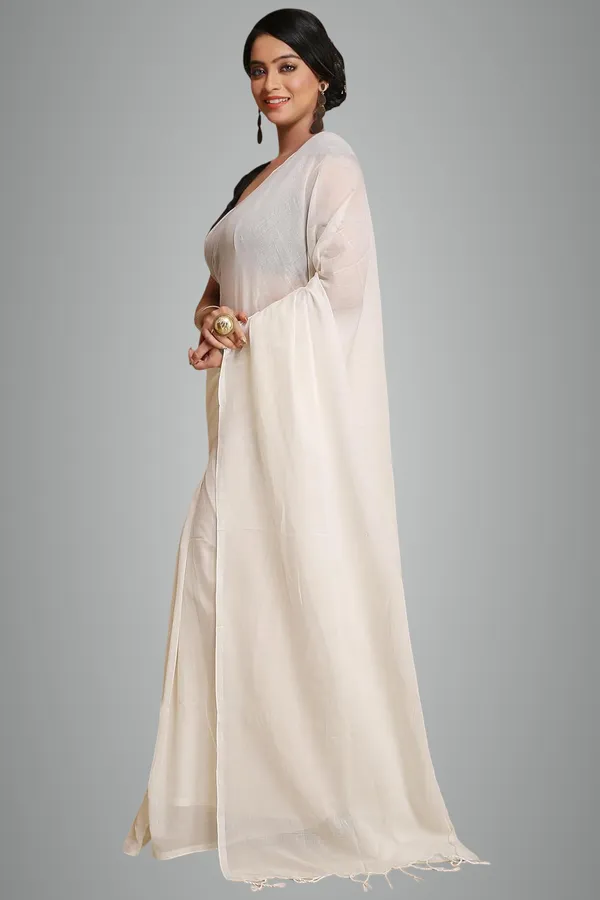 White_Pure_Mulmul_Cotton_Plain_Saree_With_Elegant_Tassels_For_Women
