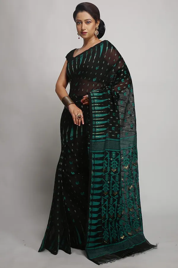 Black_&_Teal_Green_Bengali_Made_Jamdani_Saree_With_Temple_Border_Work_For_Women