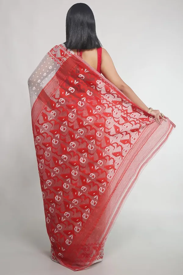 White_&_Red_Bengal_Ade_Soft_Dhakai_Jamdani_Saree_Without_Blouse_Piece_For_Women