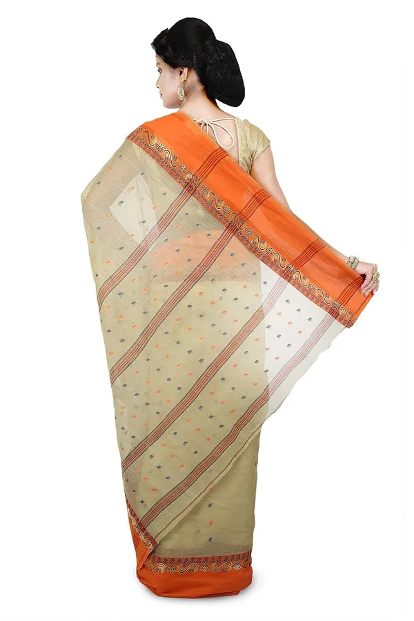 Beige_Handloom_Cotton_Saree_With_Buti_Work_Without_Blouse_Piece_For_Women