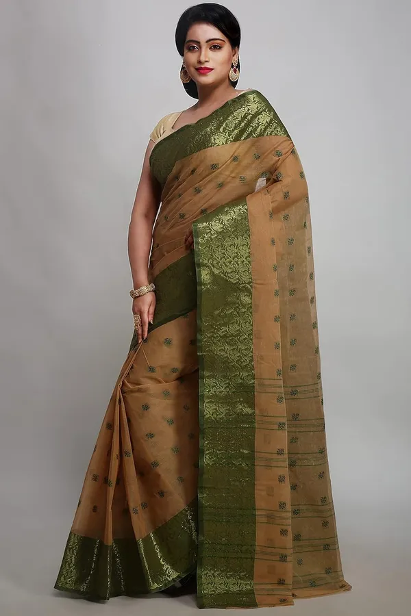 Beige_&_Green_Pure_Cotton_Bengali_Saree_With_Starch_Without_Blouse_Blouse_For_Women