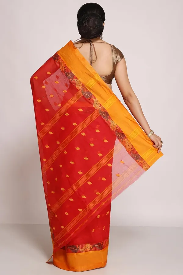 Red_Pure_Cotton_Bengali_Saree_Without_Blouse_Piece_For_Women
