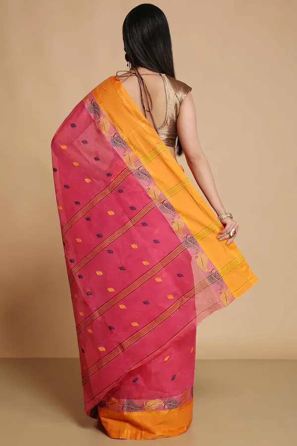 Pink_Pure_Cotton_Bengali_Saree_Without_Blouse_Piece_For_Women
