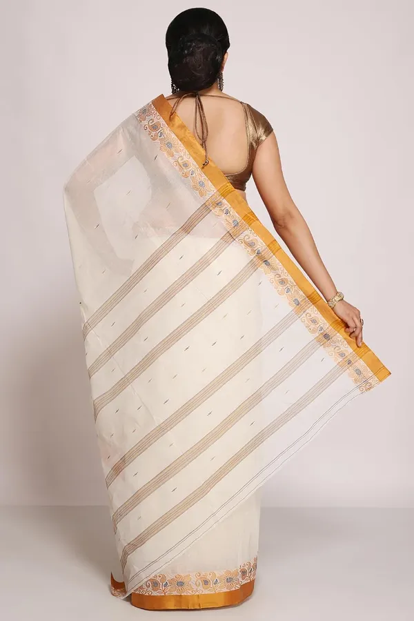 Off_White_Pure_Cotton_Saree_Designer_Velvet_Border_Without_Blouse_Piece_For_Women