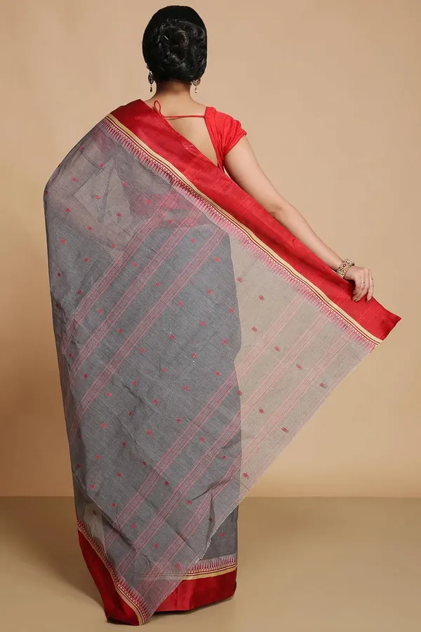 Grey_Pure_Cotton_Bengali_Saree_With_Velvet_Solid_Border_For_Women