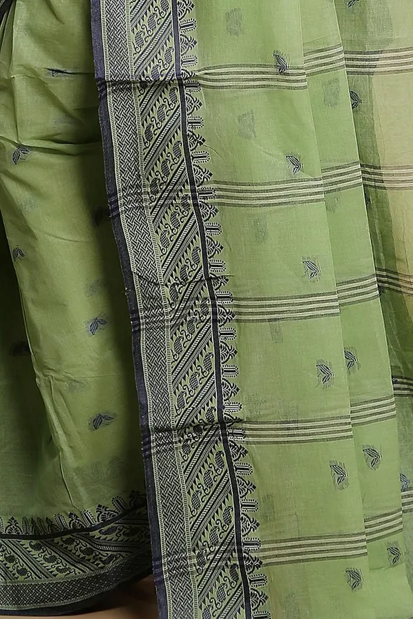 Green_Pure_Cotton_Saree_With_All_Over_Leaf_Work_With_Designer_Cotton_Thread_Border_For_Women