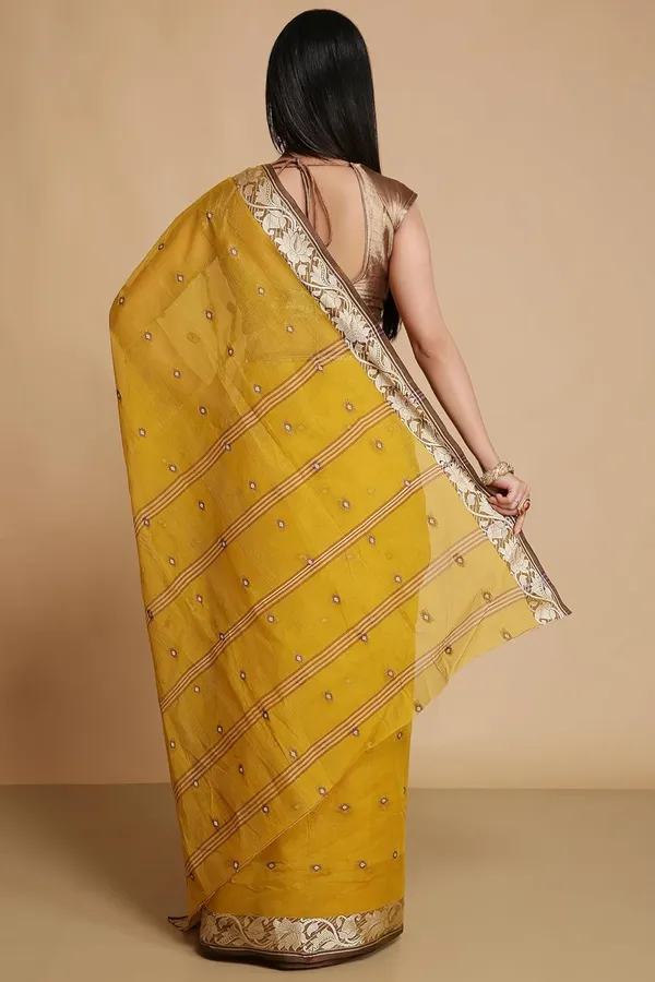 Mustard_Pure_Cotton_Saree_With_Woven_Designer_Thread_Border_For_Women