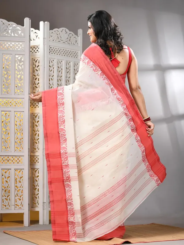 White_&_Red_Pure_Cotton_Saree_With_Solid_Border_With_Starch_For_Women