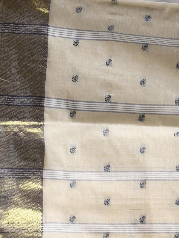 White_Pure_Cotton_Saree_With_Designer_Zari_Border_With_Starch_For_Women