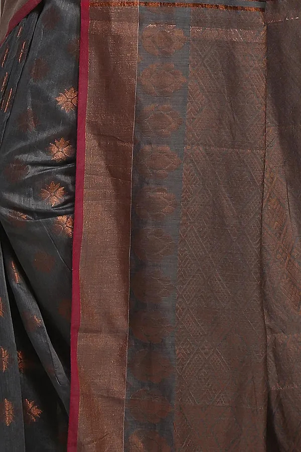 Grey_Banarasi_Cotton_Silk_Handloom_Saree_With_Pure_Copper_Zari_Solid_Border_For_Women