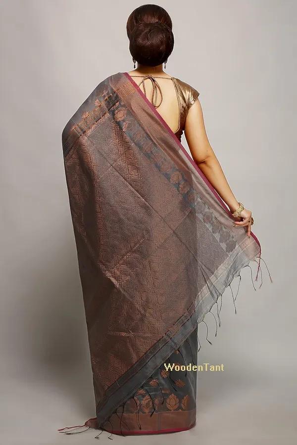 Grey_Banarasi_Cotton_Silk_Handloom_Saree_With_Pure_Copper_Zari_Solid_Border_For_Women
