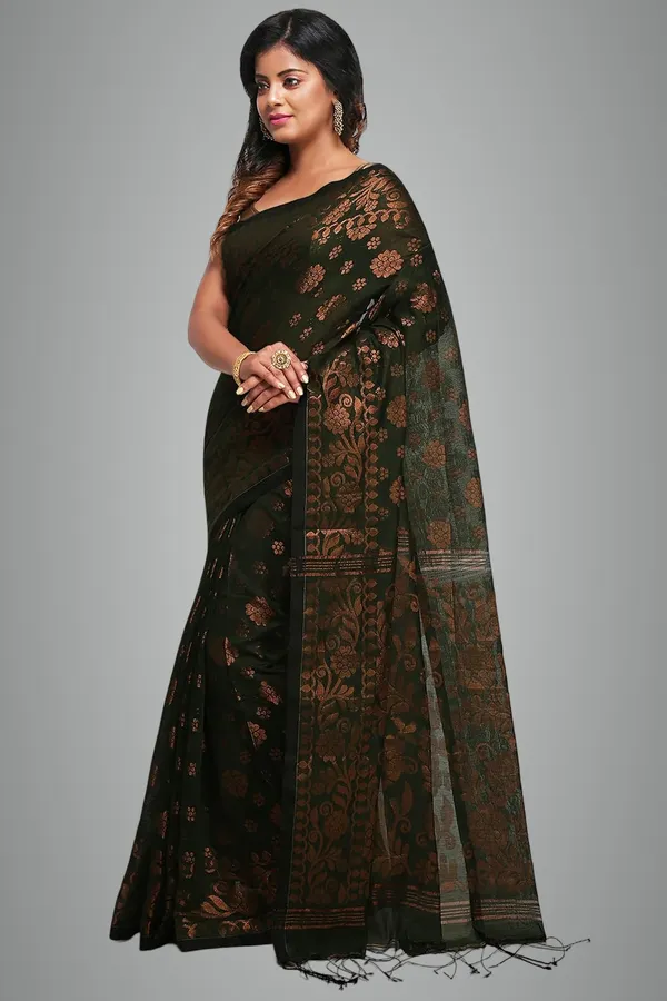Dark_Green_Banarasi_Cotton_Silk_Handloom_Saree_With_Pure_Copper_Floral_Zari_Solid_Border_With_Blouse_Piece_For_Women