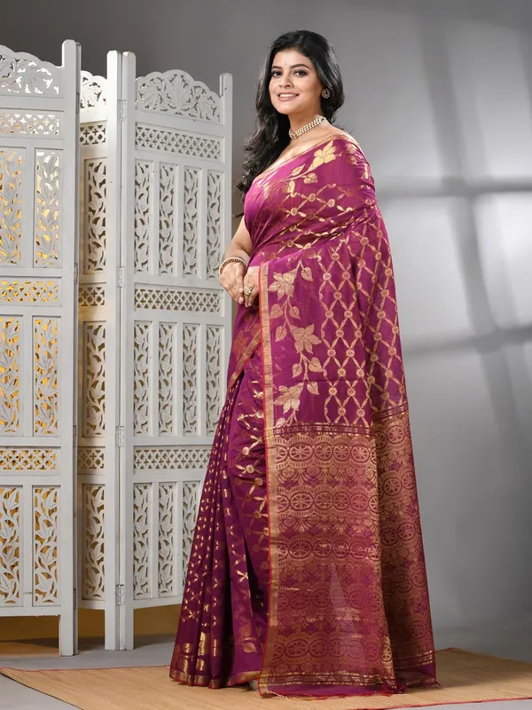 Purple_Cotton_Silk_Handloom_Banarasi_Saree_With_Exquisite_Designer_Border_For_Women