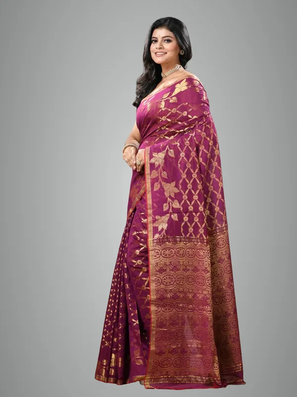 Purple_Cotton_Silk_Handloom_Banarasi_Saree_With_Exquisite_Designer_Border_For_Women