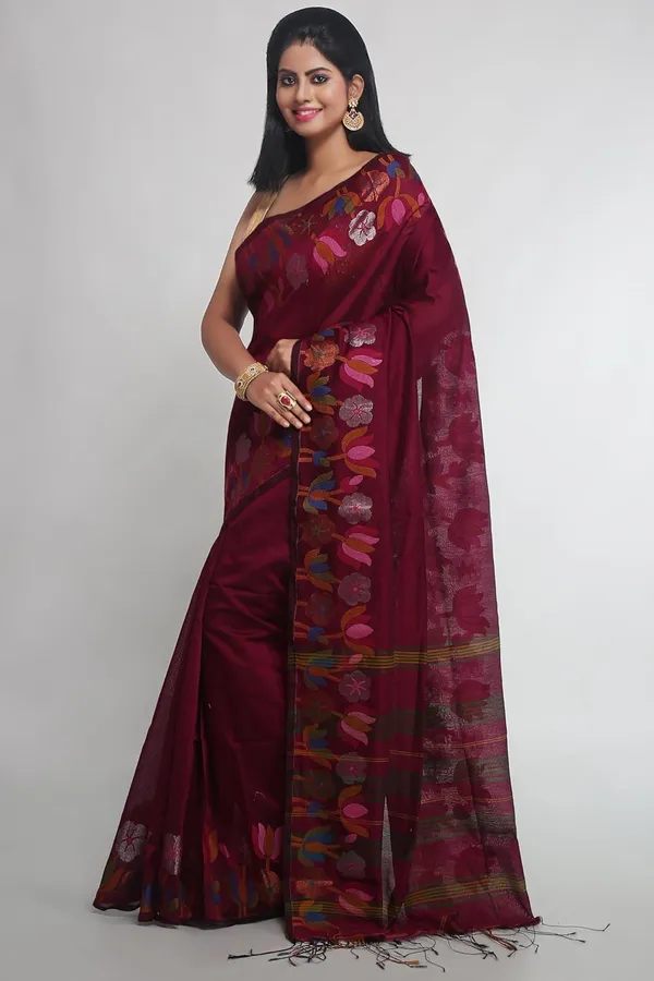 Magenta_Woven_Handloom_Cotton_Silk_Saree_With_Jamdani_Lotus_Border_For_Women