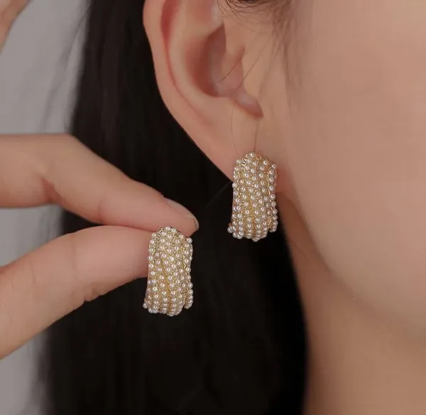 Gold_Rainfall_Studs