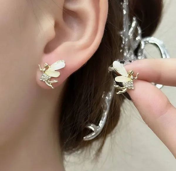 Silver_Fairy_Studs