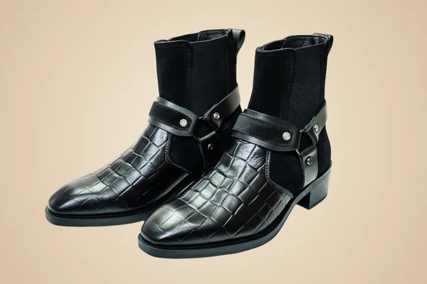 Black_Leather_Premium_And_Elegant_Boots_For_Men