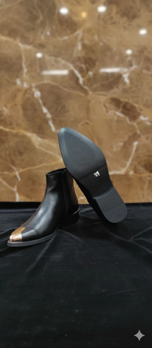 Black_Leather_Premium_And_Elegant_Boots_For_Men