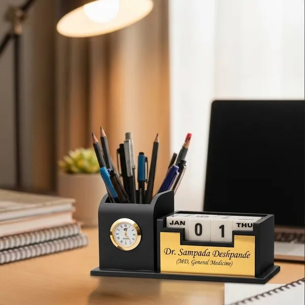 Black_Doctors_Personalised_Calendar_Pen_Stand