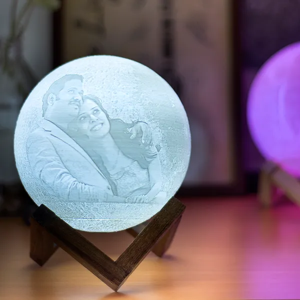 White_Personalised_Photo_Moon_Lamp_3_Color