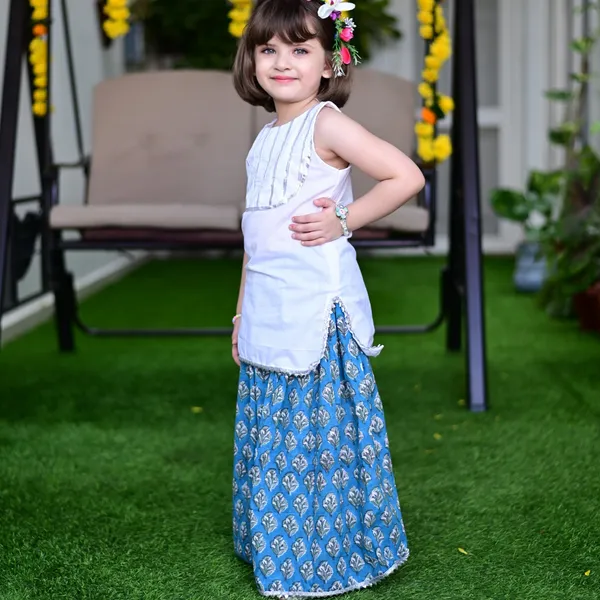 Blue_And_White_Block_Printed_Cotton_Lehenga_Sleeveless_Gota_Top_Set_For_Girls