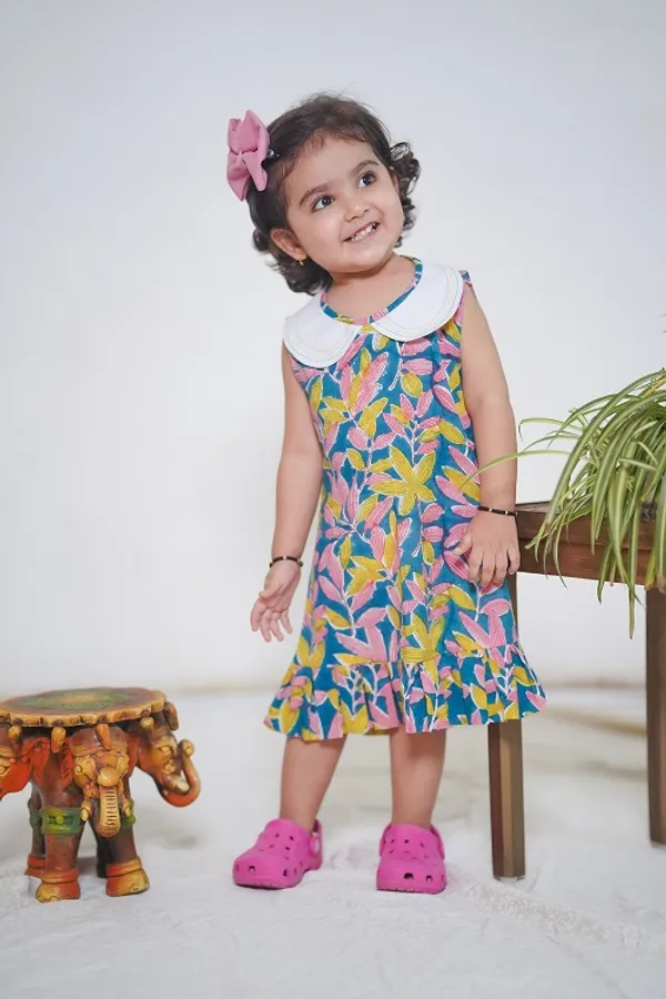 Multicolour_Cotton_Floral_Hand_Block_Printed_Sleeveless_Dress_With_Embroidery_Collar_And_Frills_For_Girls